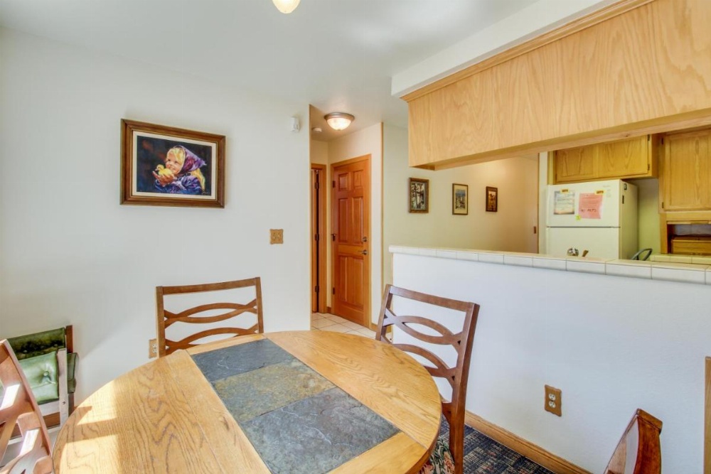 Cabin at Stateline Image 18